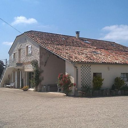 Chambres D'Hotes Du Bernes Nomdieu Bagian luar foto