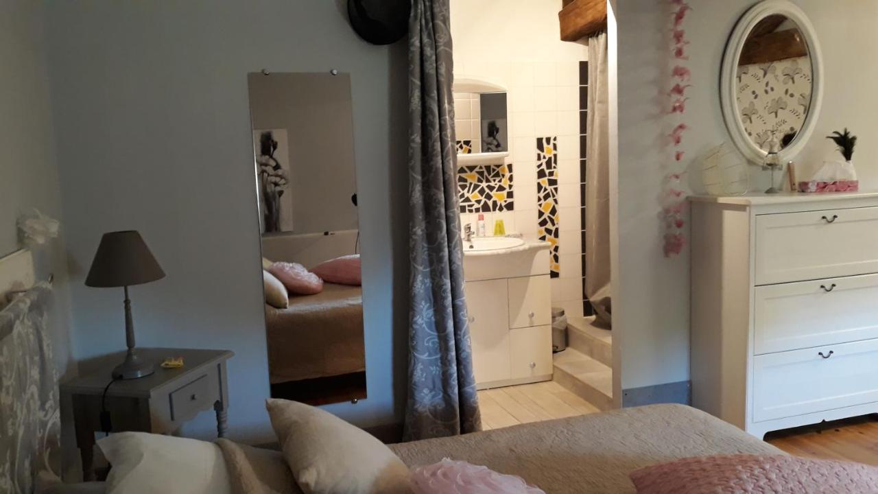 Chambres D'Hotes Du Bernes Nomdieu Bagian luar foto